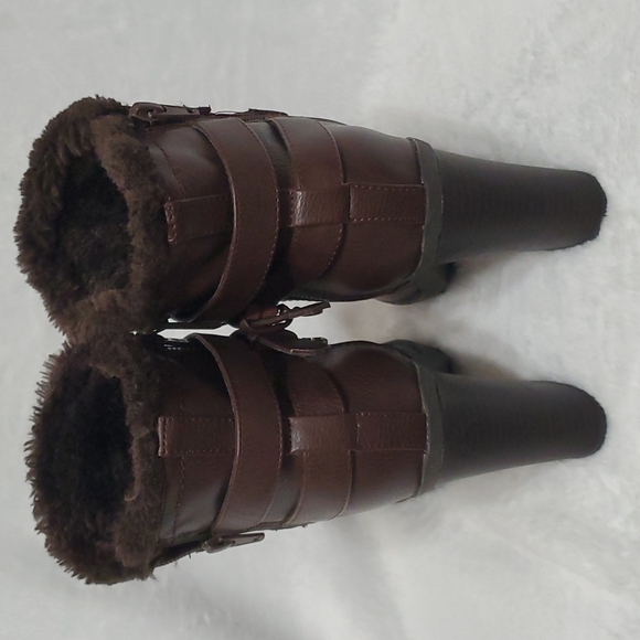 GUESS Dark brown Heeled Ankle Booties 7M (Ss39) - Picture 4 of 10